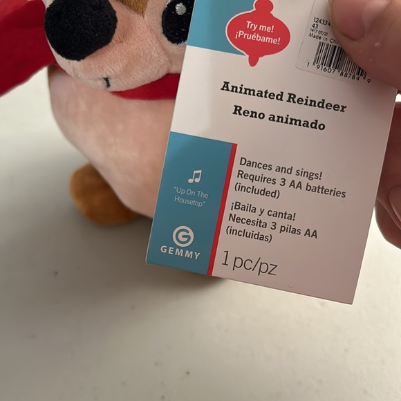 NWT animated, reindeer plush - dances, and sings - Picture 4 of 8